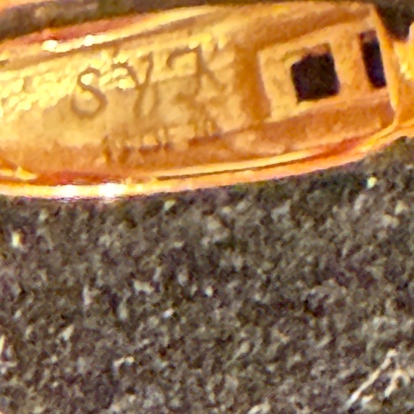 Rubelite Euro Shank Solid 18 Kt Yellow Gold Ring - Picture 6 of 13